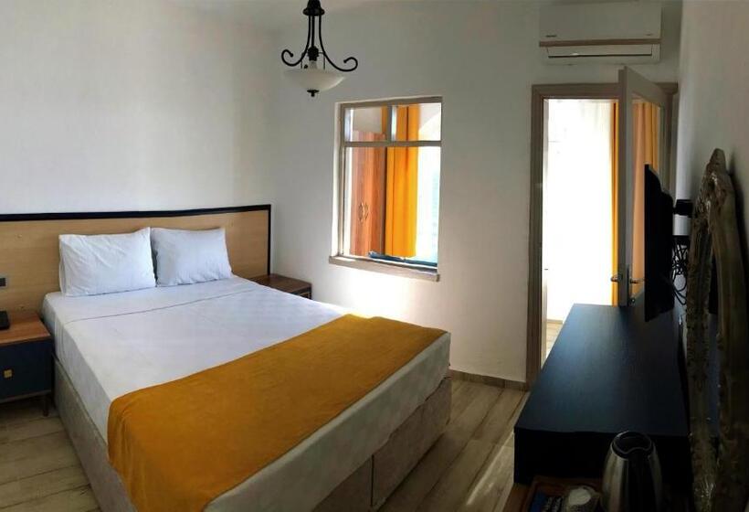 Номер Стандарт Вид на Море, Urga Butik Otel & Restaurant