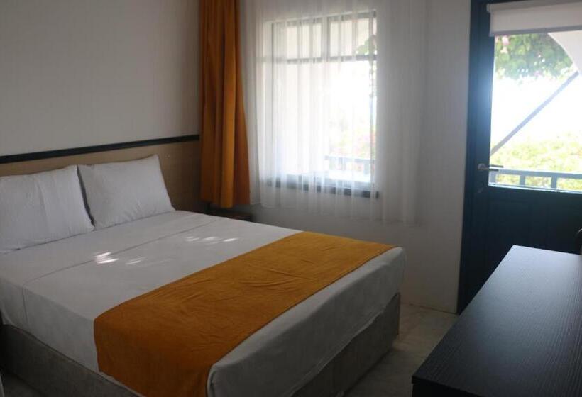 Номер Стандарт Вид на Море, Urga Butik Otel & Restaurant