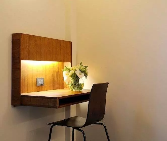 اتاق استاندارد, Babel Boutique