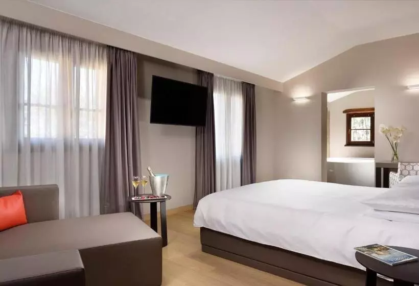 سوئیت با وان آب گرم, Borgobrufa Spa Resort Adults Only