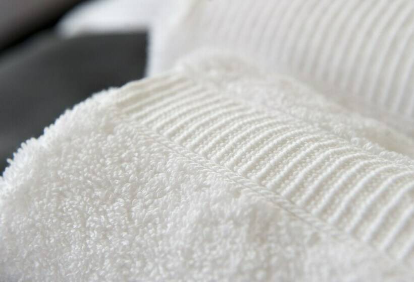 غرفة قياسية, Central Wesseling