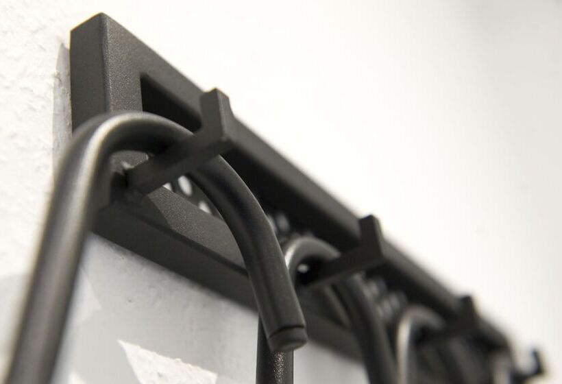 غرفة قياسية, Central Wesseling