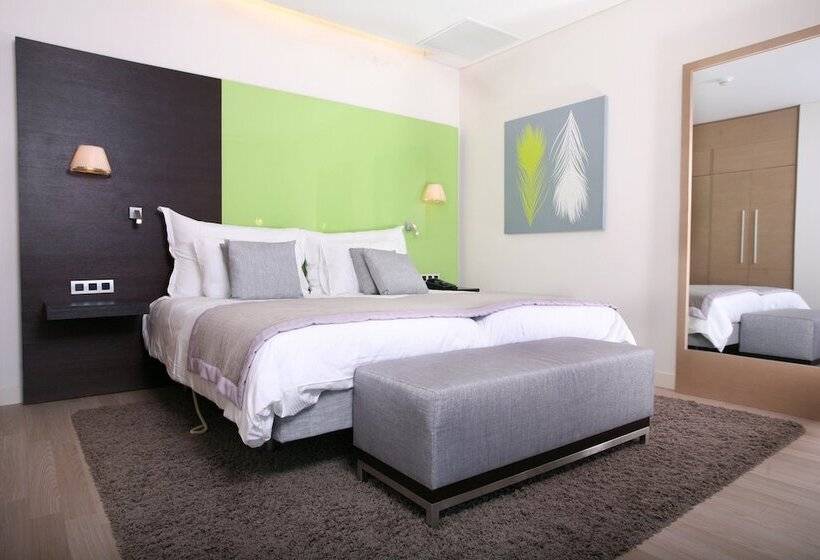 جناح, Crowne Plaza Tel Aviv City Center, An Ihg