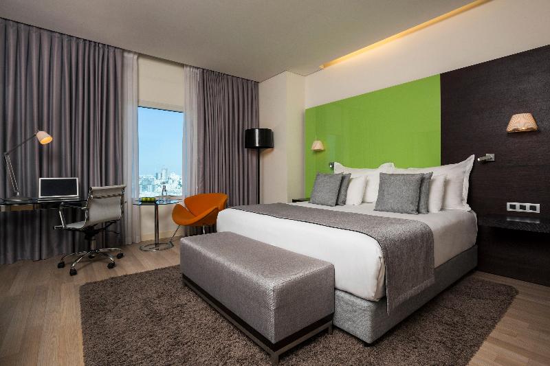 غرفة قياسية سرير كينج, Crowne Plaza Tel Aviv City Center, An Ihg