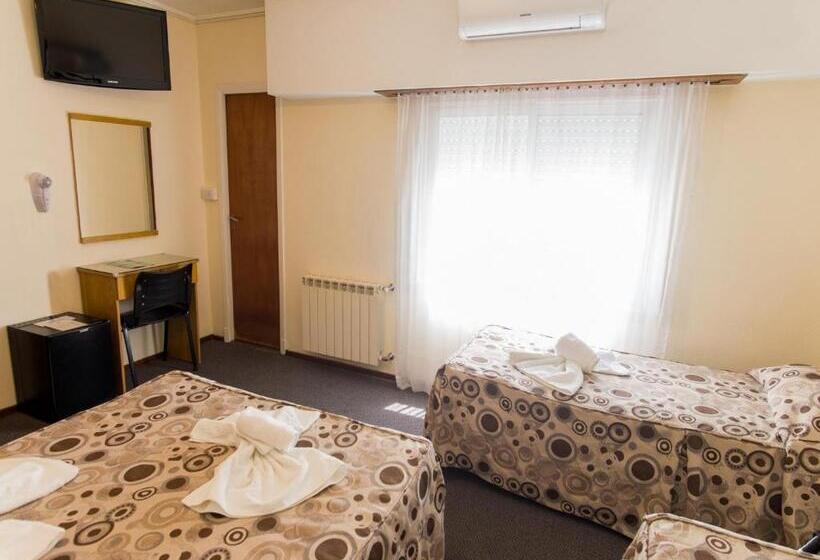 Четырехместный Номер Стандарт, España