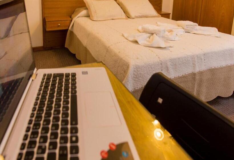 Номер Basic, España