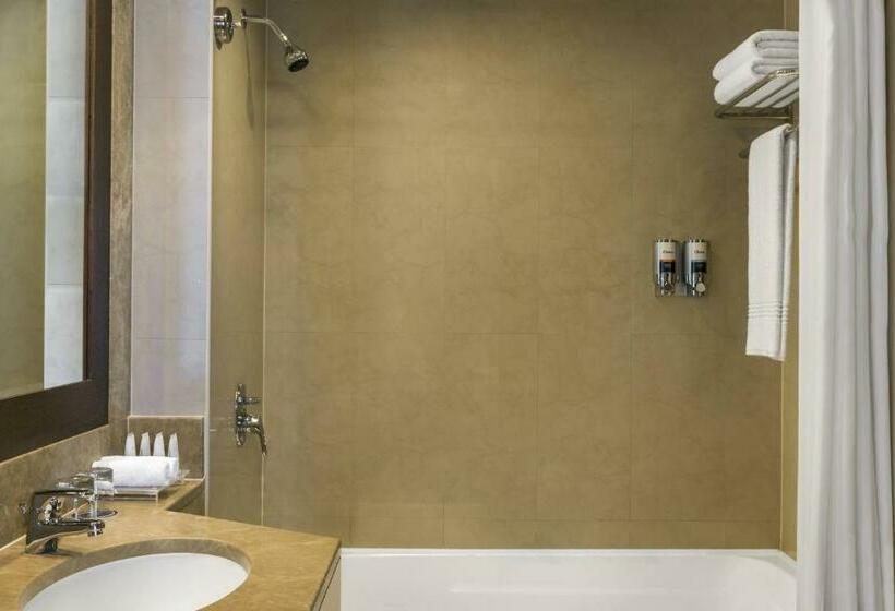 اتاق کلاسیک, Four Points By Sheraton Sheikh Zayed Road