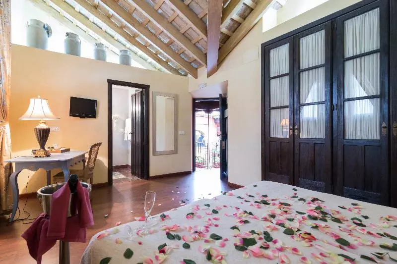 سوییت جونیور, La Casona De Calderon Gastronomic & Boutique
