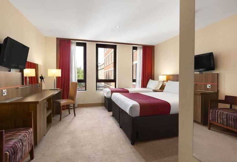 标准间, Ramada By Wyndham Hounslow  Heathrow East