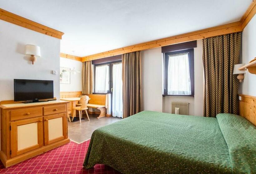 إستديو قياسى مزود بشرفة, Residence Lastei