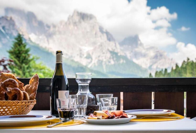 شقة غرفة نوم واحدة مزودة بشُرفة, Residence Lastei