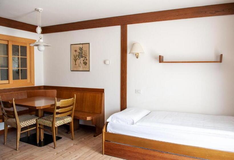 شقة غرفة نوم واحدة مزودة بشُرفة, Residence Lastei