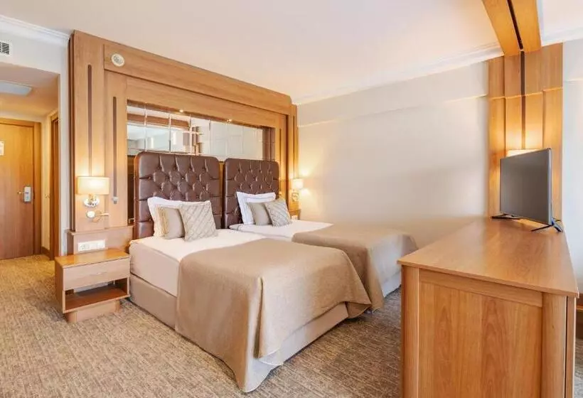 Superior Triple Room, Sueno Hotels Golf Belek