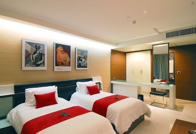 سوئیت سلطنتی 2 خوابه, The Zign