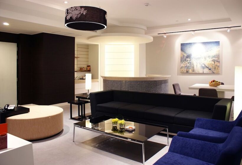 سوییت, The Zign