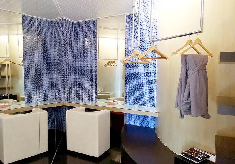 سوئیت 2 خوابه, The Zign