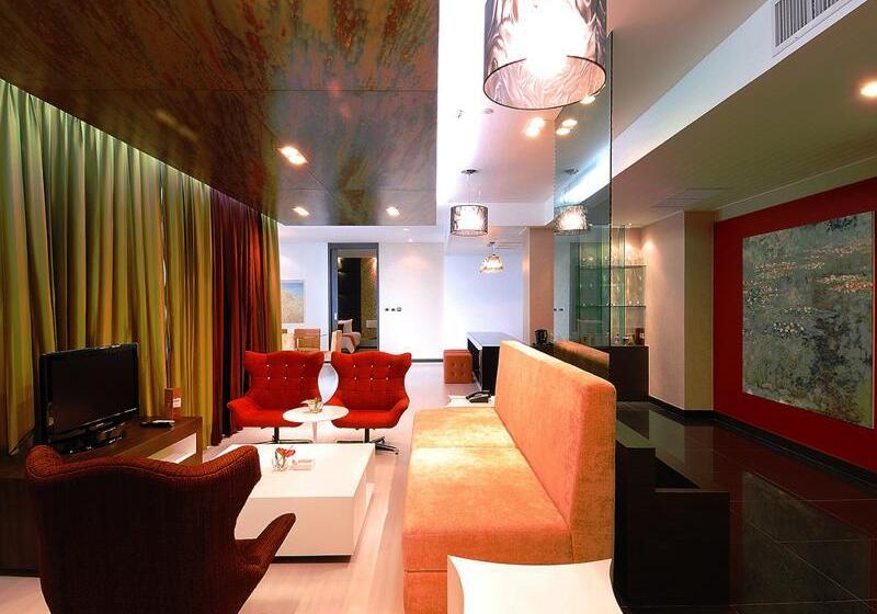 سوئیت 2 خوابه, The Zign