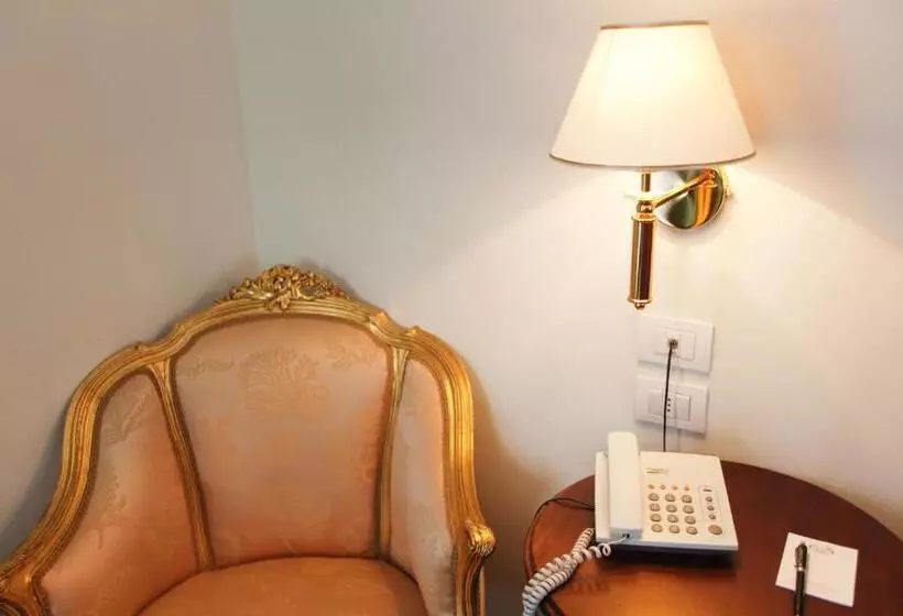 ジュニアスイート, Villa Pigna