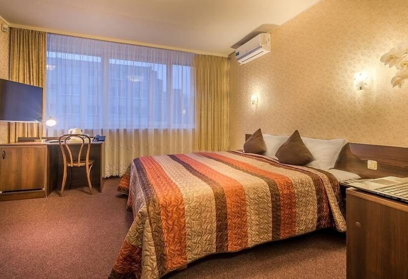 اتاق استاندارد, Zemaites