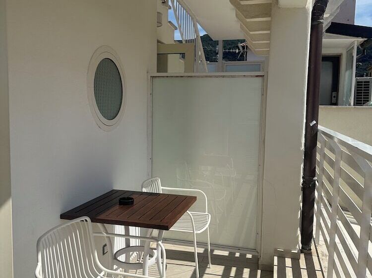 수피리어 테라스 룸, Tasso Suites & Spa