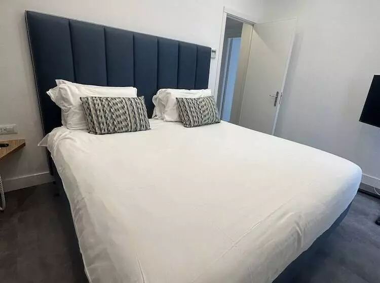 سوییت جونیور, Tasso Suites & Spa