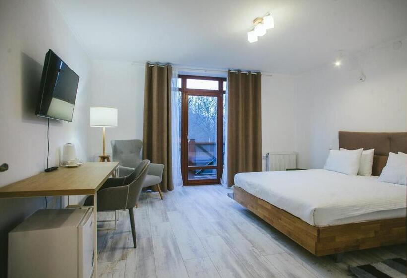 חדר דלוקס, Dominion Relax Club