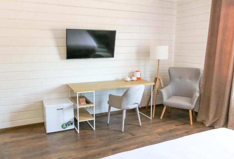 בקתת חדר, Dominion Relax Club