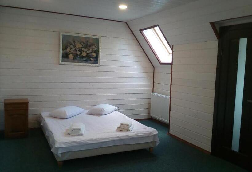 デラックスルーム, Galushko