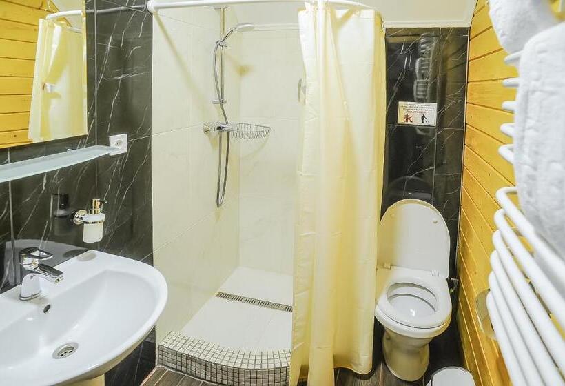 エコノミールーム, Galushko