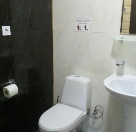 ベーシックルーム, Galushko