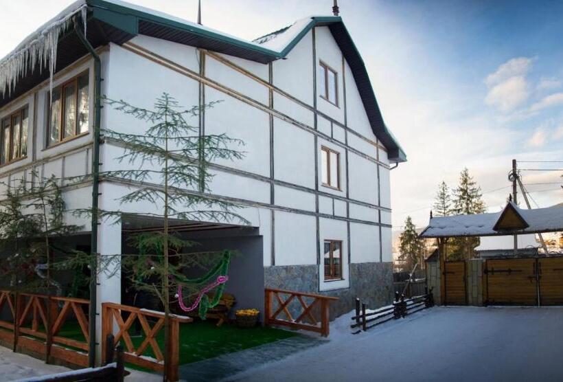 スタンダード4人部屋, Galushko