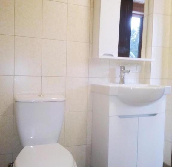 2ベッドルームハウス, Galushko