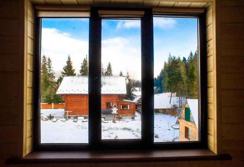 2ベッドルームハウス, Galushko