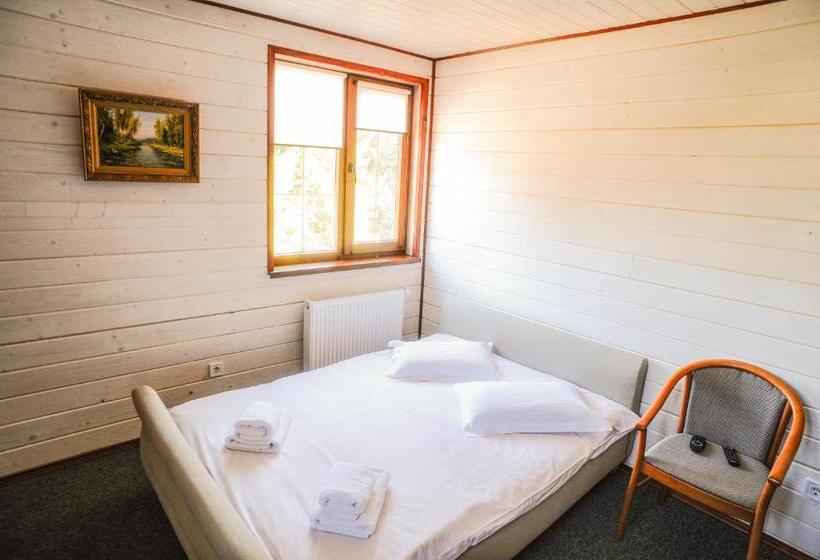 スタンダードルーム, Galushko