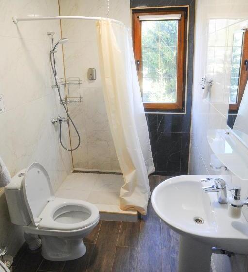 ファミリールーム, Galushko