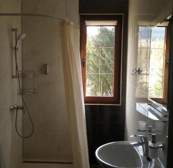 ファミリールーム, Galushko