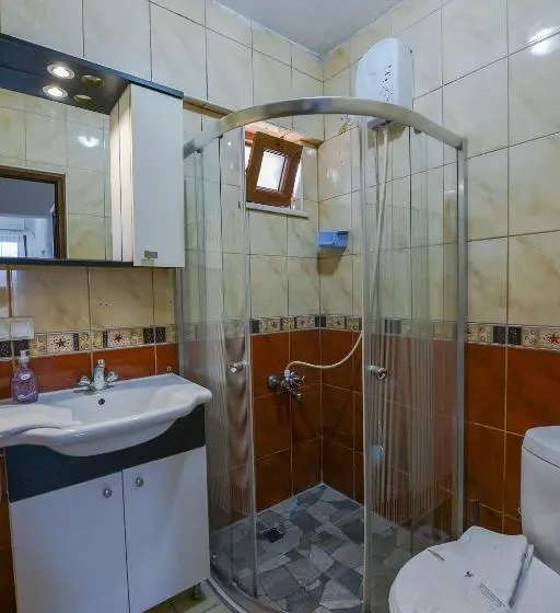 آپارتمان 1 خوابه با چشمانداز, Ankakyaka Apart