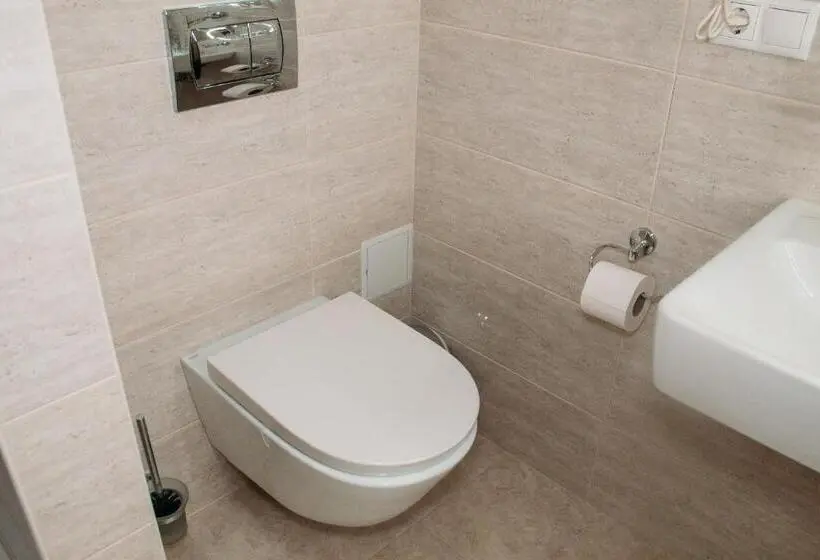 Habitació Estàndard, Rioro