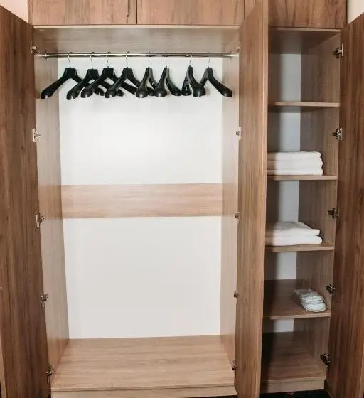 Habitació Estàndard, Rioro