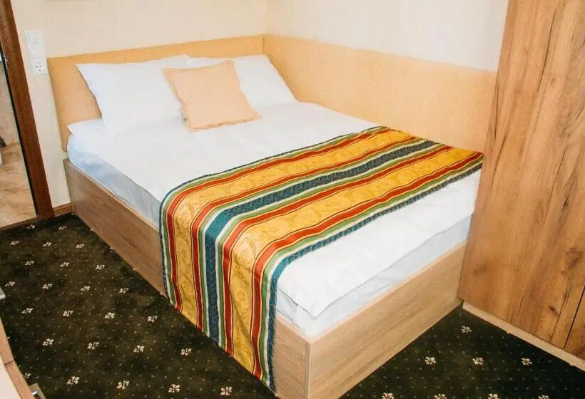 Habitación Estàndard Individual, Rioro