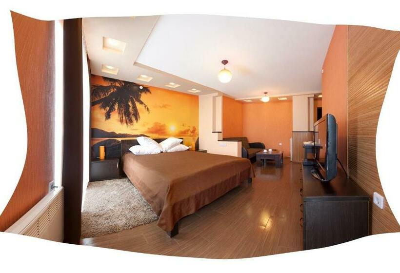 Полулюкс, Volna Resort