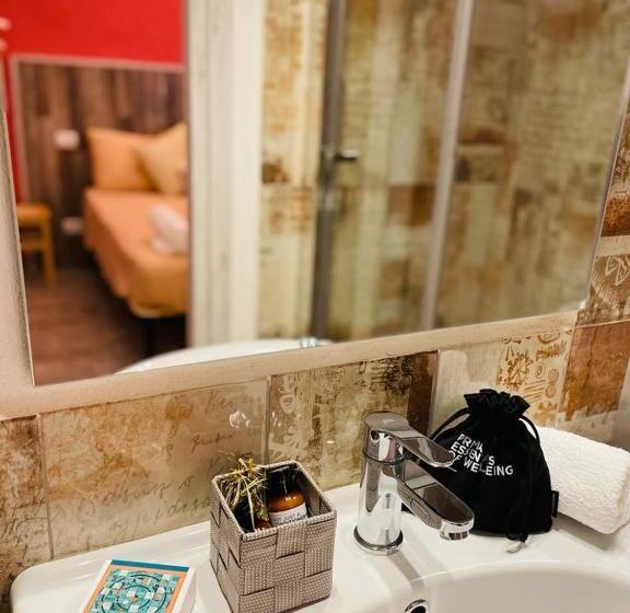 家庭间, B&b With Pool La Montaldina Piemonte
