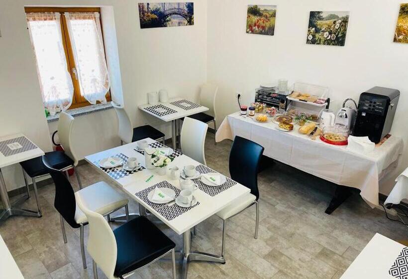 家庭间, B&b With Pool La Montaldina Piemonte