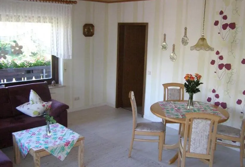 Apartamento 1 Quarto com Balcão, Gästehaus Cornelia