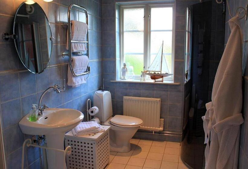 标准间, ängshyddan B&b