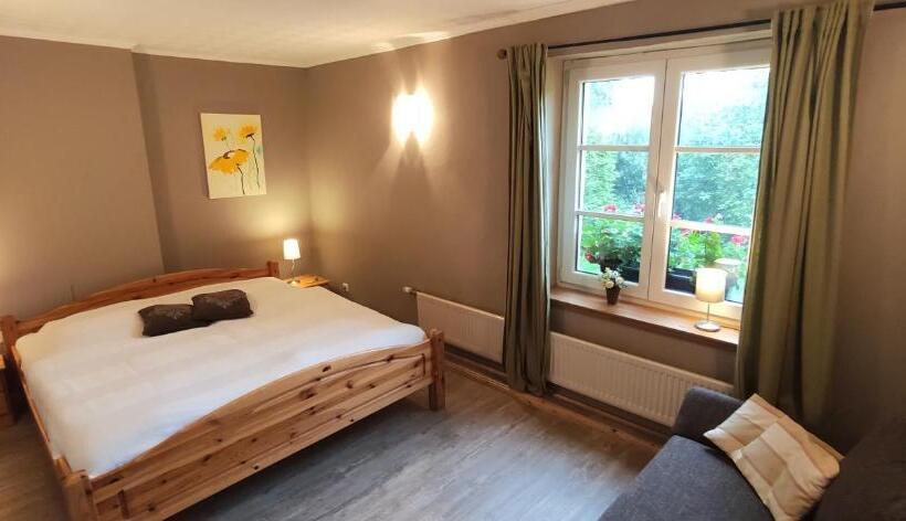 スタンダードルーム, Wirtshaus Neuenkirchen