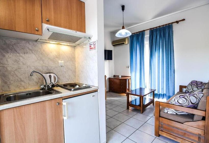 Апартаменты 2 Спальни, Epavlis Apartments