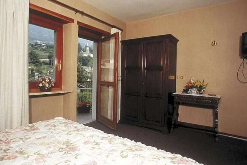 Chambre Familiale, Casale