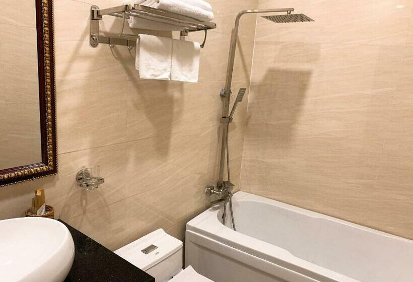 اتاق استاندارد با تخت بزرگ, Lion