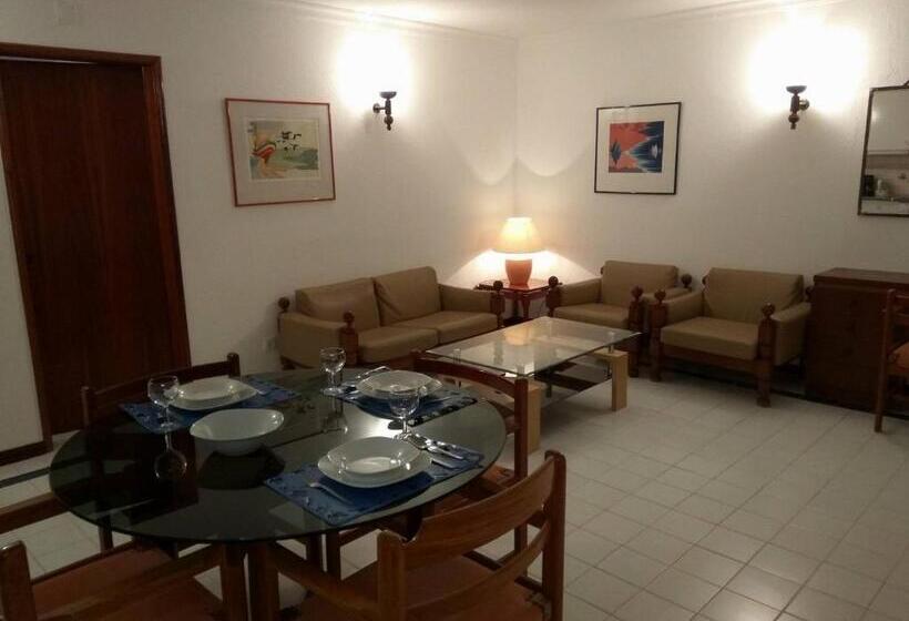 침실 1개 아파트, Apartamentos Da Balaia